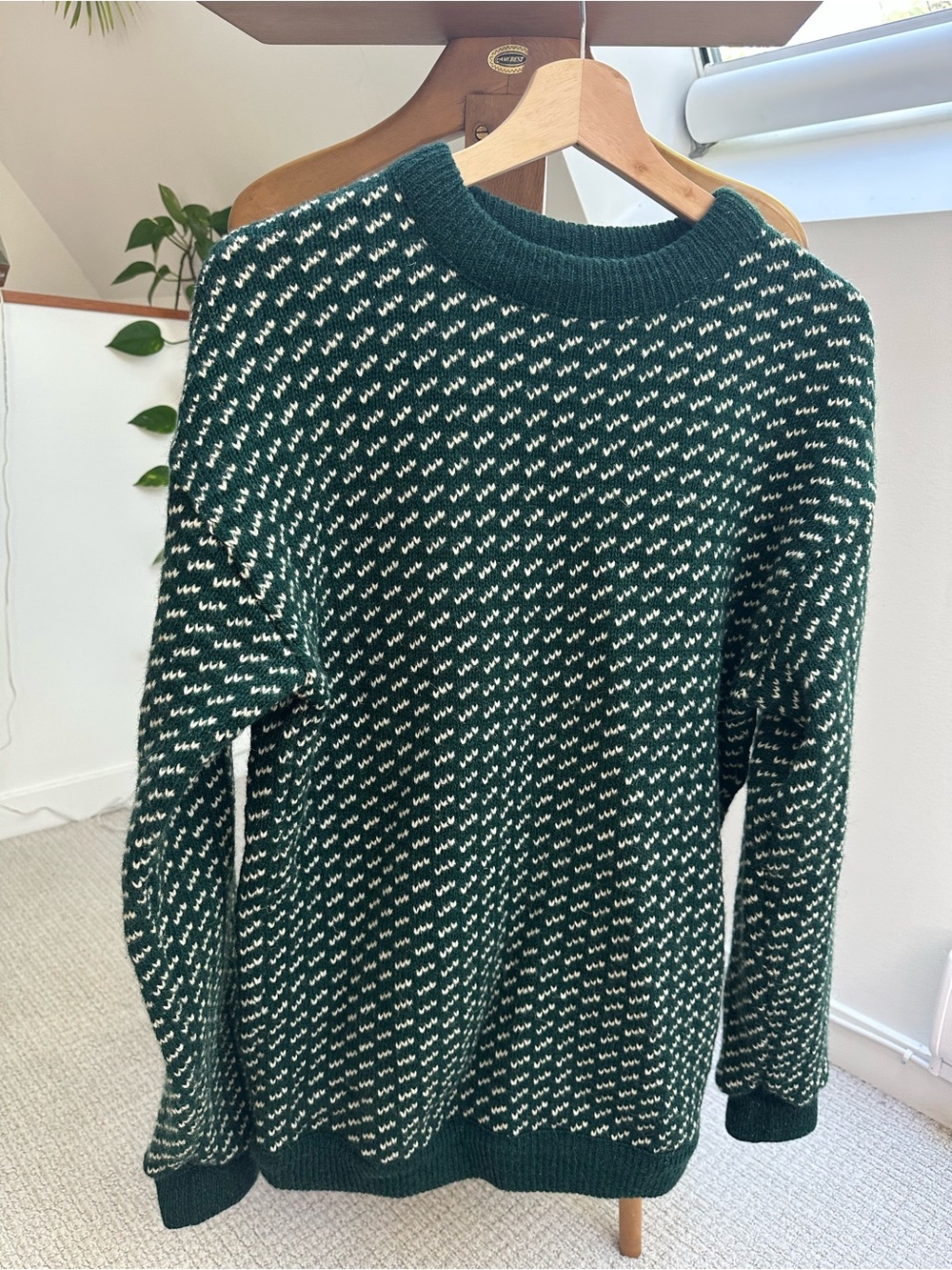 Roots Forest Green and White Crewneck Sweater